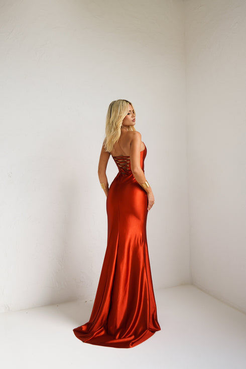 VESTIDO TOMARA Q CAIA CORPETE