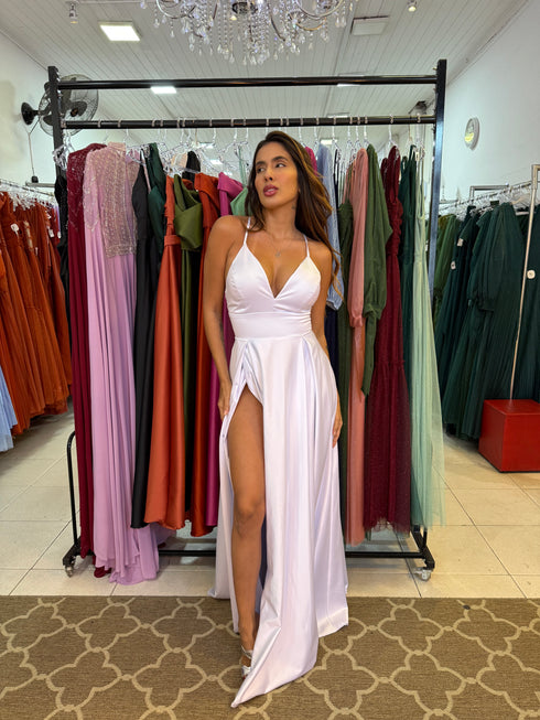 VESTIDO ALCINHA COM DECOTE FENDA LISO