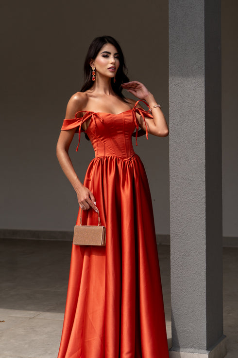 VESTIDO ACETINADO PRINCESA