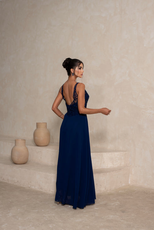 VESTIDO DECOTE V RENDA BORDADO