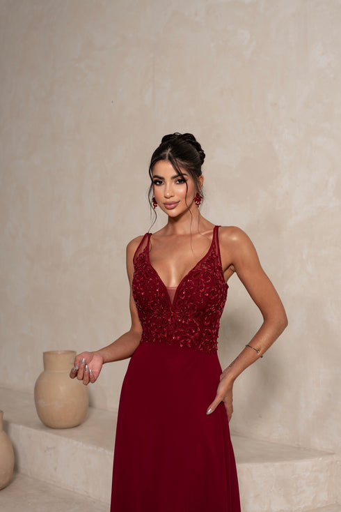 VESTIDO DECOTE V RENDA BORDADO