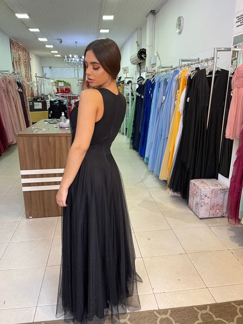 VESTIDO DE GOLA TULE TRABALHADO