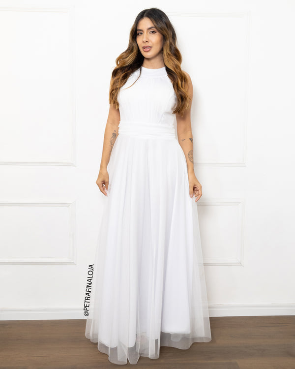 Vestido de gola tule trabalhado