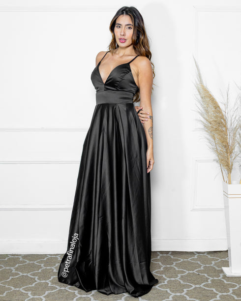 VESTIDO ALCINHA COM DECOTE FENDA LISO VESTIDO DE FESTA PETRA FINA