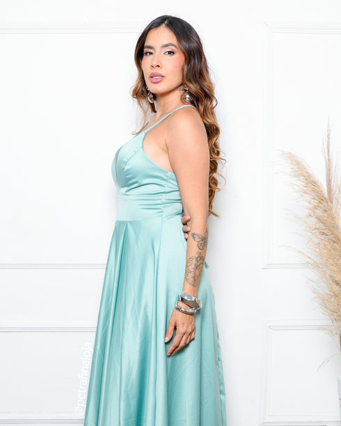 VESTIDO ALCINHA COM DECOTE FENDA LISO