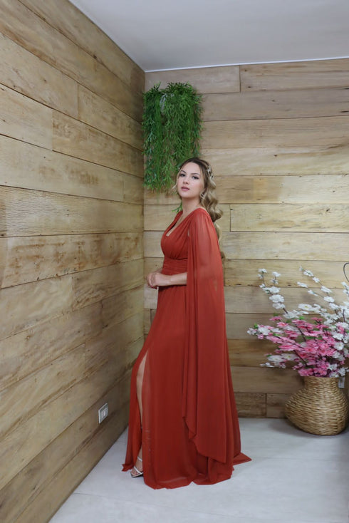 Vestido três listras pequenas com capa