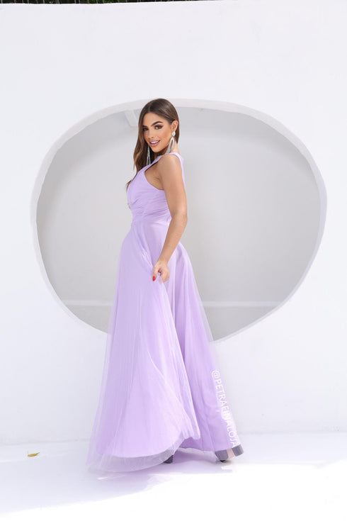 VESTIDO DE GOLA TULE TRABALHADO VESTIDO DE FESTA PETRA FINA