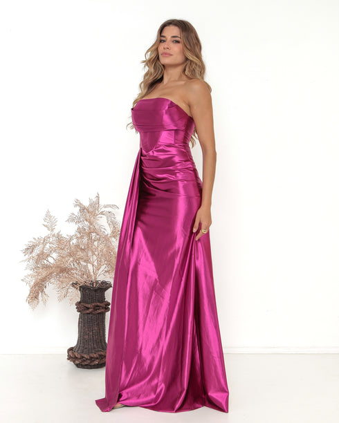 VESTIDO PRADA TOMARA QUE CAIA BABADO FENDA